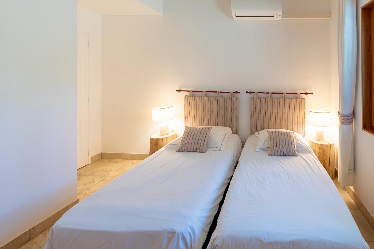 アヴィニョン Mas De Capelou Bed & Breakfast エクステリア 写真