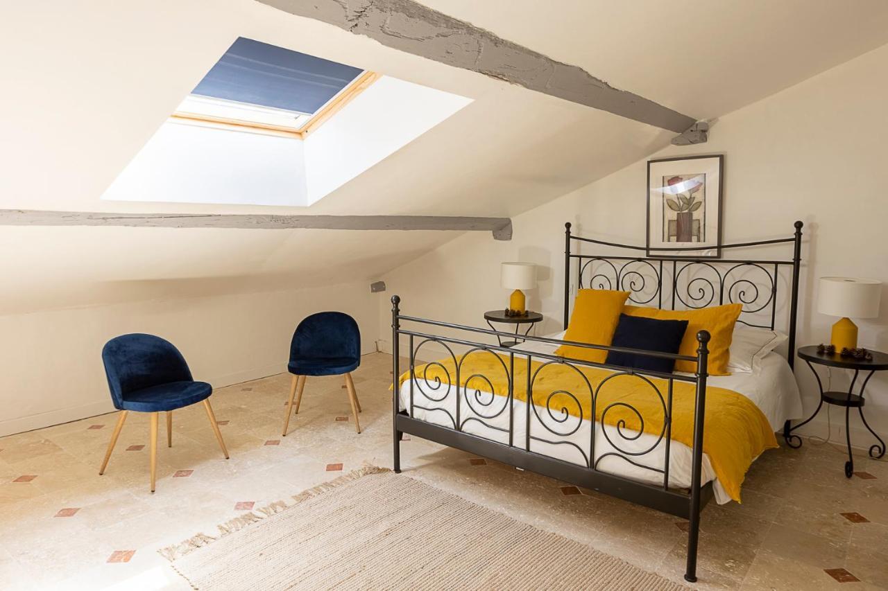 アヴィニョン Mas De Capelou Bed & Breakfast エクステリア 写真