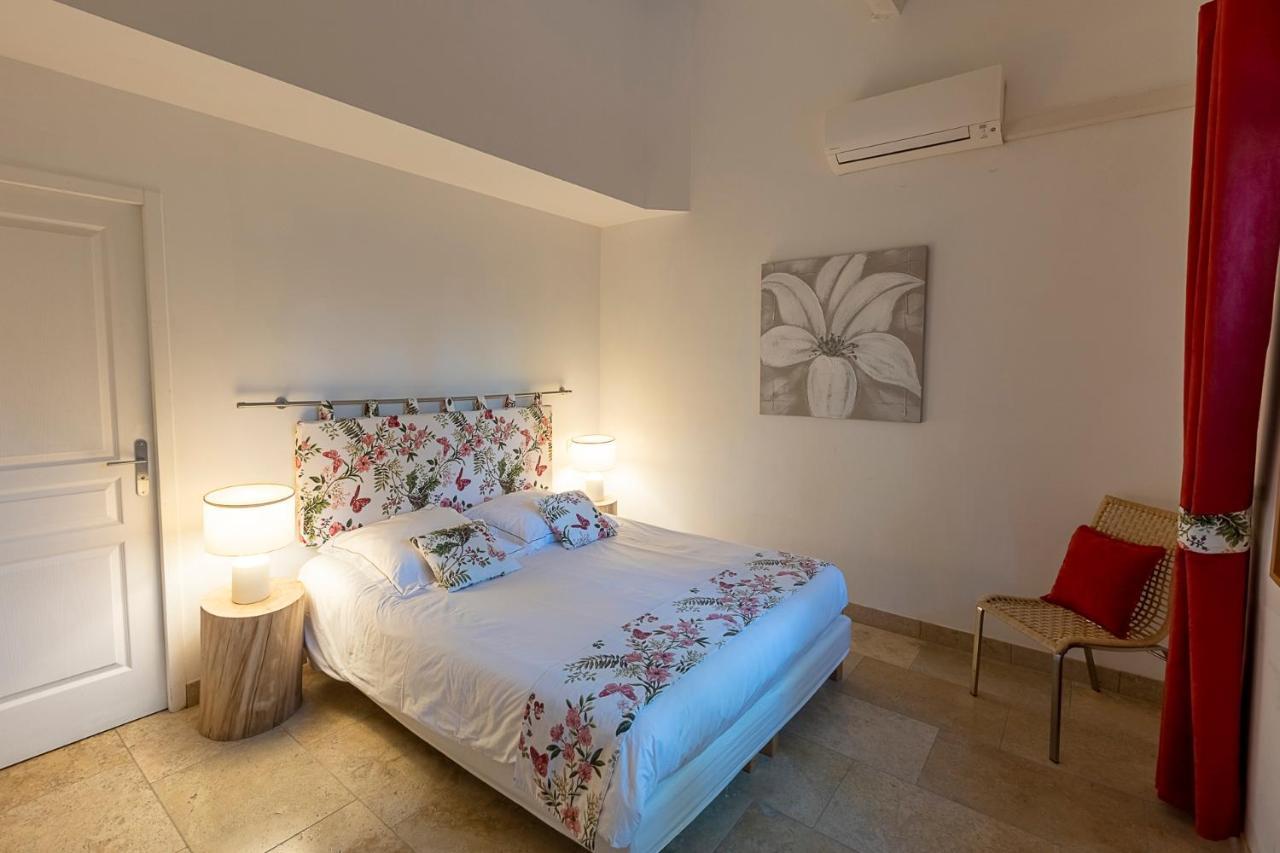アヴィニョン Mas De Capelou Bed & Breakfast エクステリア 写真