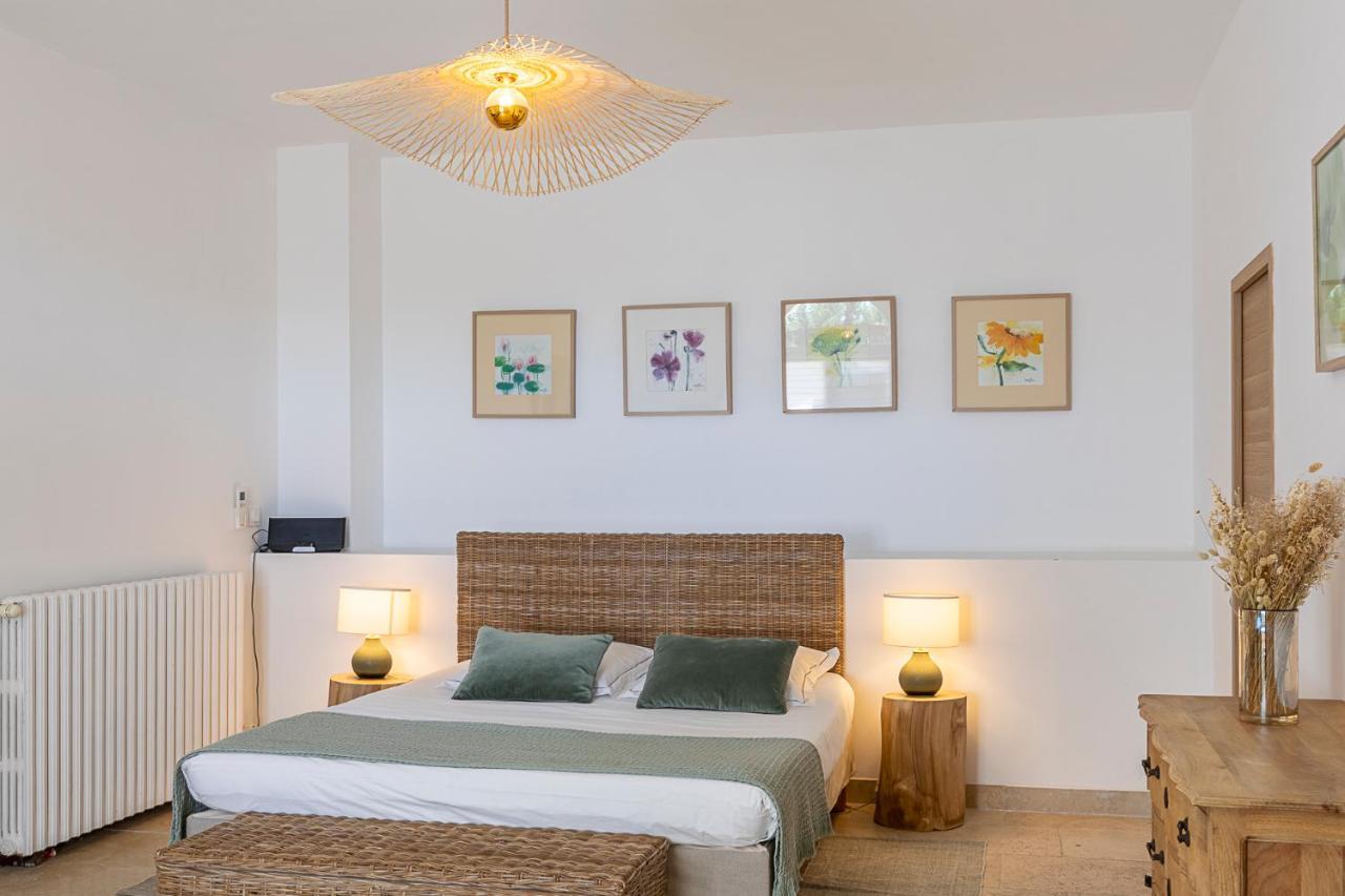 アヴィニョン Mas De Capelou Bed & Breakfast エクステリア 写真